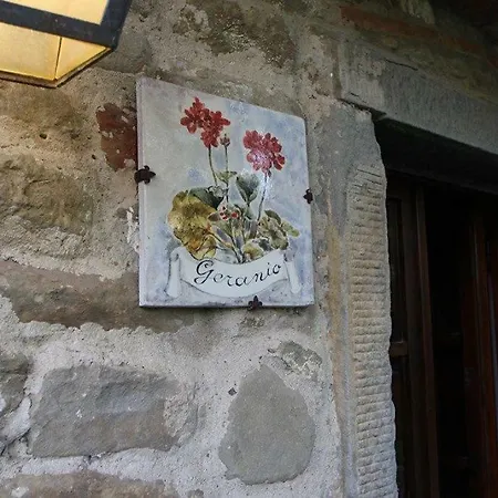 Il Borgo Sleeps 4 Air Con T586333 Villa Cortona