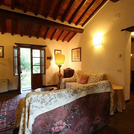 Villa Il Borgo Sleeps 4 Air Con T586333 Cortona
